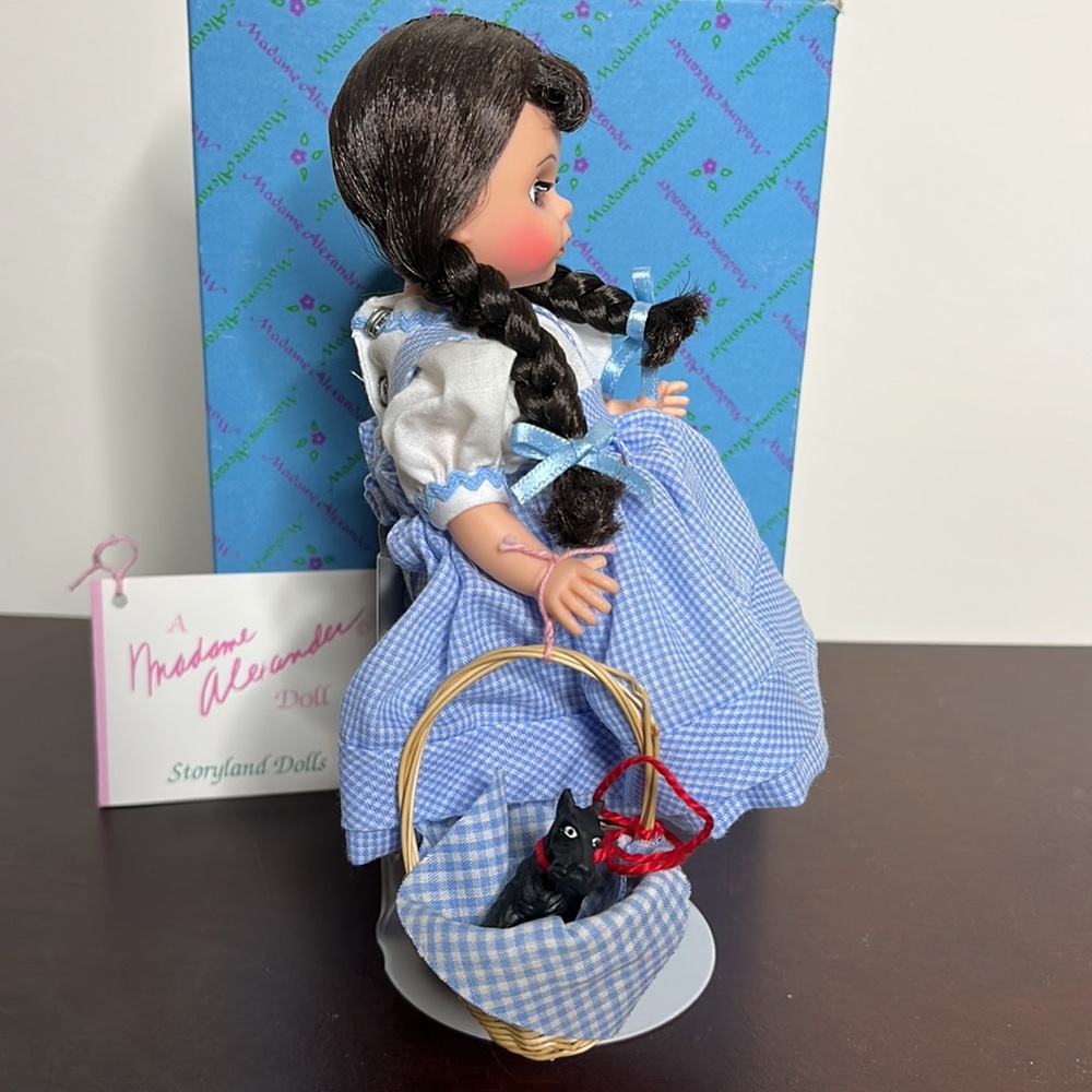 Madame Alexander’s 8” Dorothy from Wizard of Oz #464 - Picture 6 of 9